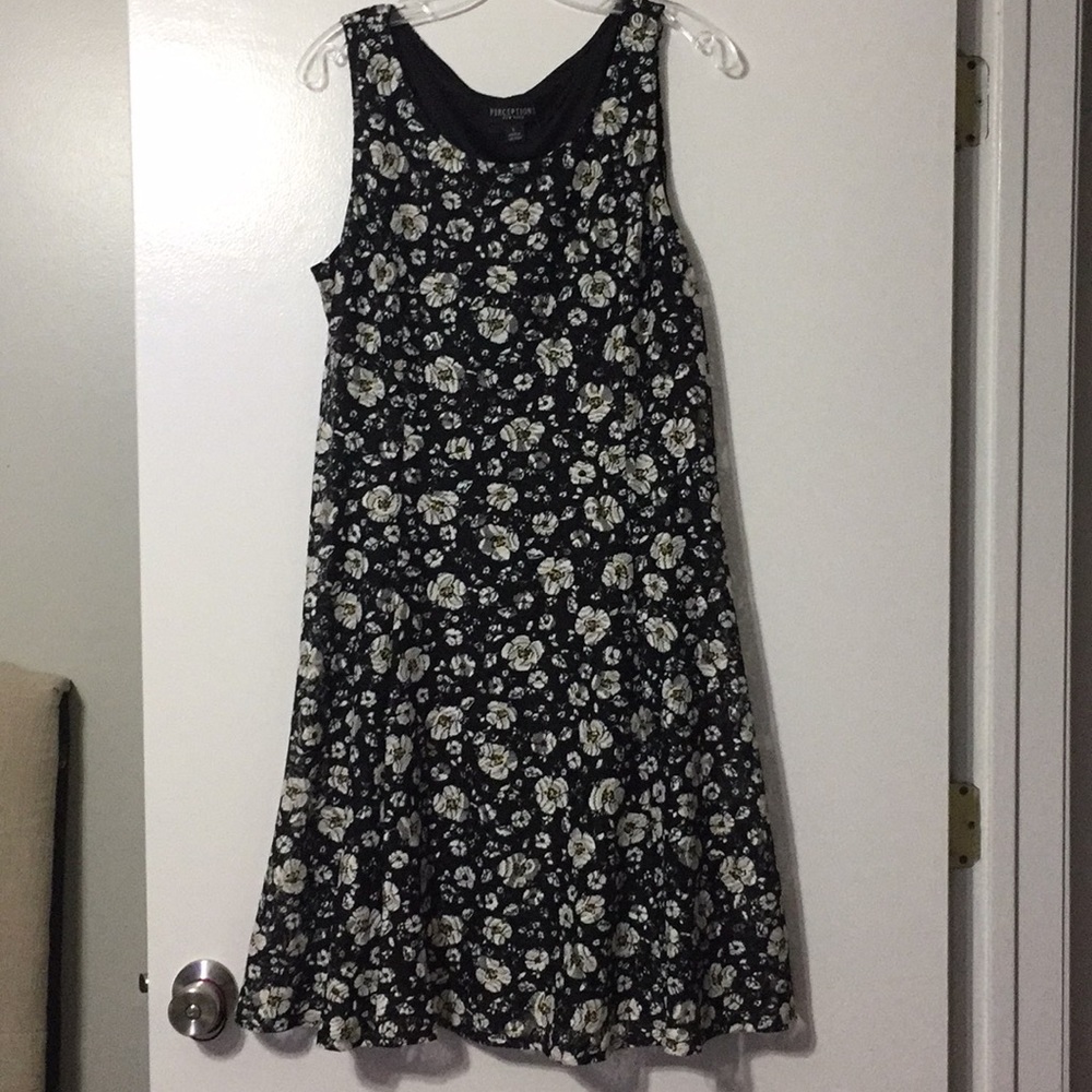 Black who’re yellow flower dress